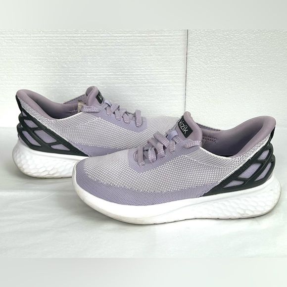 Kizik Women's Athens Hands Free Athletic Sneakers in Purple and Black - Size 6.5